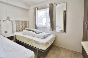 Twin room- click for photo gallery